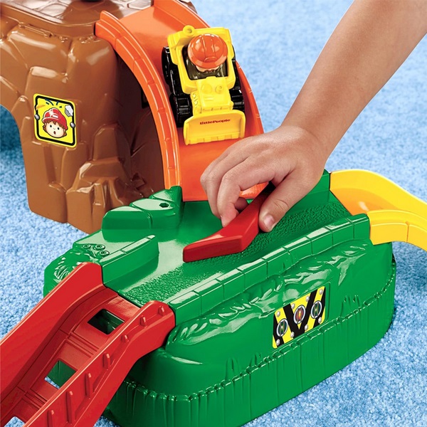 fisher-price railcar